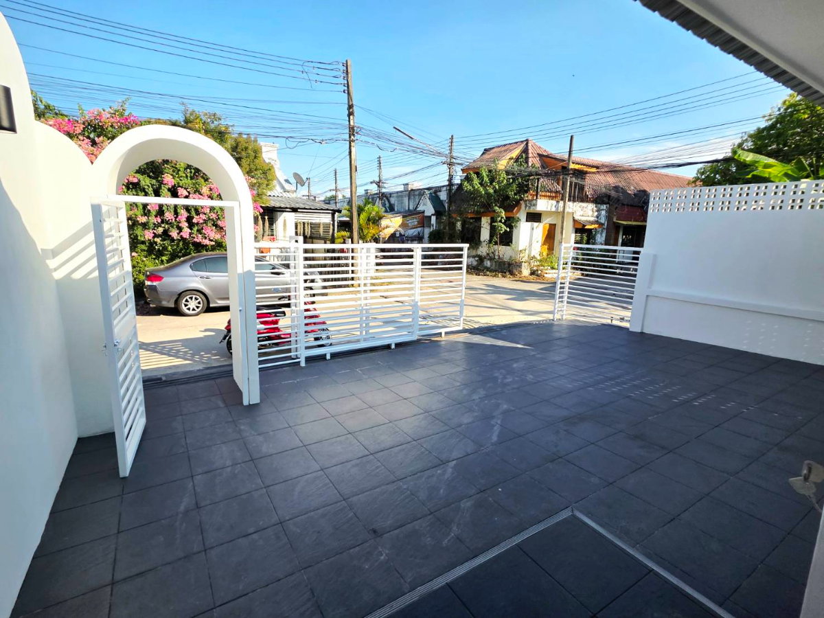 รูป  🔥 ขายบ้านเดี่ยวชั้นเดียว รีโนเวท หมู่บ้านเชียงใหม่แกรนด์วิว (หลังสนามบิน)  - รูปที่ 5/21