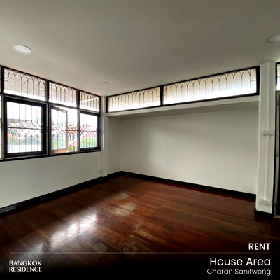 Houses for rent ถนนอิสรภาพ : House for Rent 🏡 House area Charan Sanitwong, Rare Item, Renovated, 4BR, 80 sq.w 50k, 400m to MRT Charan 13 💼 Ideal for Home Office & Living 