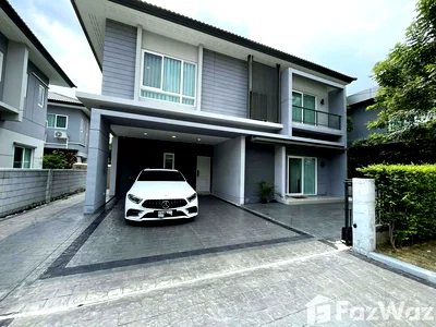 บ้านเดี่ยวให้เช่า : บ้านเดี่ยวให้เช่า 4 ห้องนอน ในโครงการ เซ็นโทร บางนา-วงแหวน 6434854