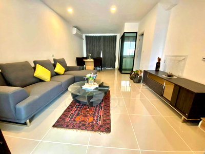 เช่าทาวน์โฮม ม.เกษมบัณฑิต พัฒนาการ : 🏡✨ ให้เช่าทาวน์โฮม 3 ชั้น — Patio ศรีนครินทร์–พระราม 9 📍 ทำเลศักยภาพ ติดสนามกอล์ฟยูนิโก้ เดินทางเข้า–ออกเมืองสะดวก
