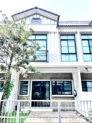 ทาวน์โฮมให้เช่า : ให้เช่าบ้าน อินดี้ 5 บางนา กม.7 (Indy 5 Bangna km.7) ใกล้เมกา บางนา