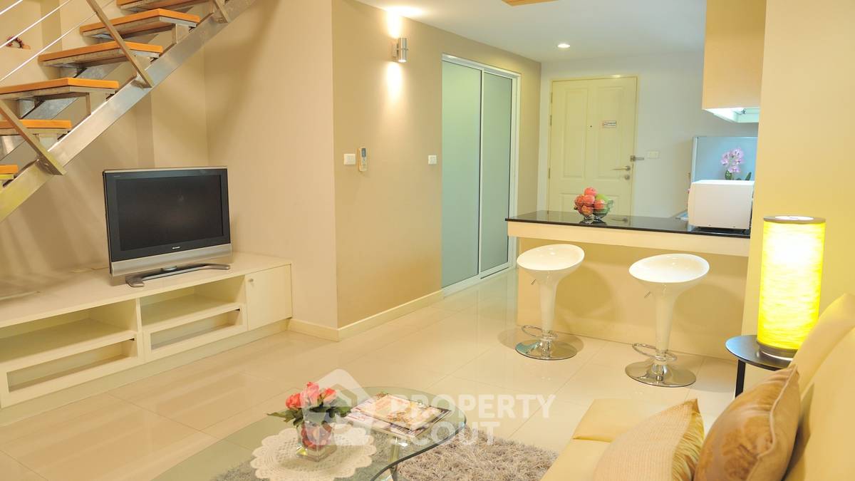 picture 1-BR Condo For Rent At Duplex, Phratamnak (50 Sqm) (ID 405074) - 21/22