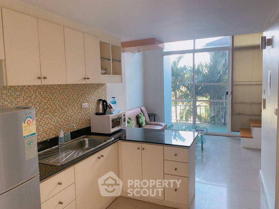 picture 1-BR Condo For Rent At Duplex, Phratamnak (50 Sqm) (ID 405074) - 19/22