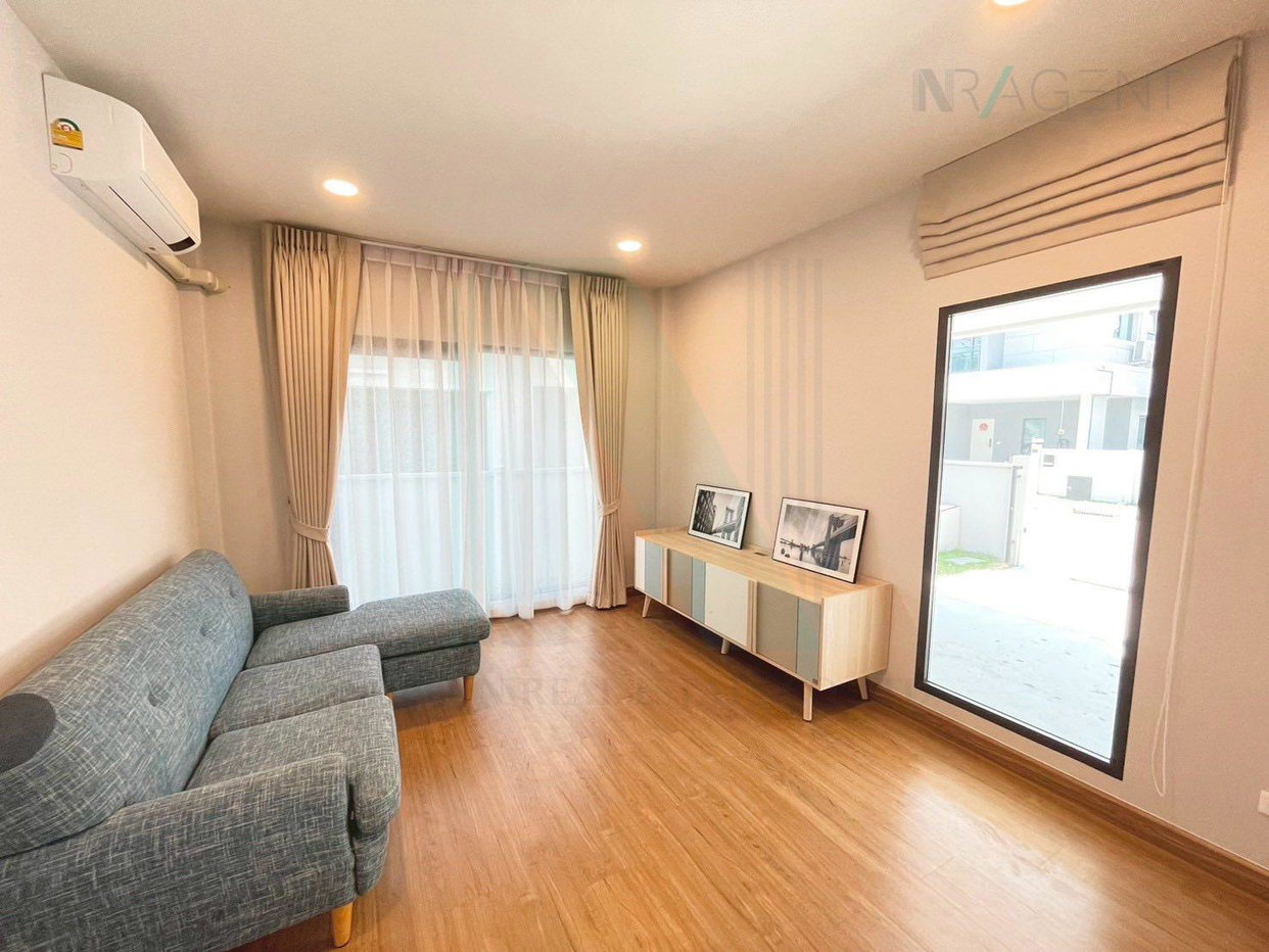 รูป ให้เช่าบ้านเดี่ยว 2 ชั้น เซนโทร บางนา 4 ห้องนอน 4 ห้องน้ำ - รูปที่ 6/8