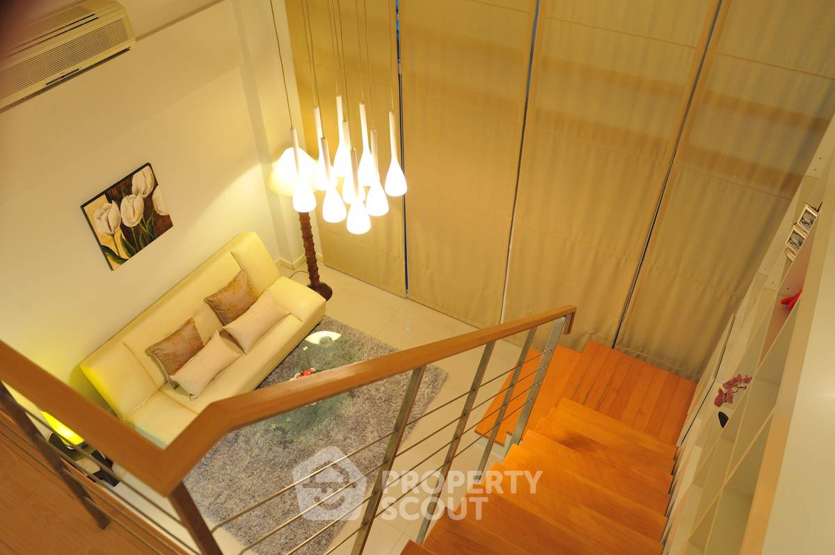 picture 1-BR Condo For Rent At Duplex, Phratamnak (50 Sqm) (ID 405074) - 3/22