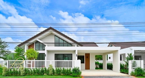 Aiyada Cozy, Srisoonthorn Spacious family homes in Srisoonthorn, conveniently connected to Cherngtalay, Laguna Phuket