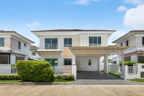 บ้านเดี่ยว 2 ชั้น รีโนเวทใหม่ หมู่บ้าน ไลฟ์ บางกอก บูเลอวาร์ด พระราม 5 ต้นโครงการ พร้อมอยู่