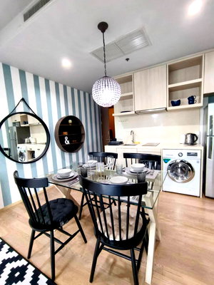 Condos for rent : Condo for rent Noble Refine - Sukhumvit 26 10th Floor 55 SQM 1Bedroom 1bathroom close to BTS Phrom Phong Station 