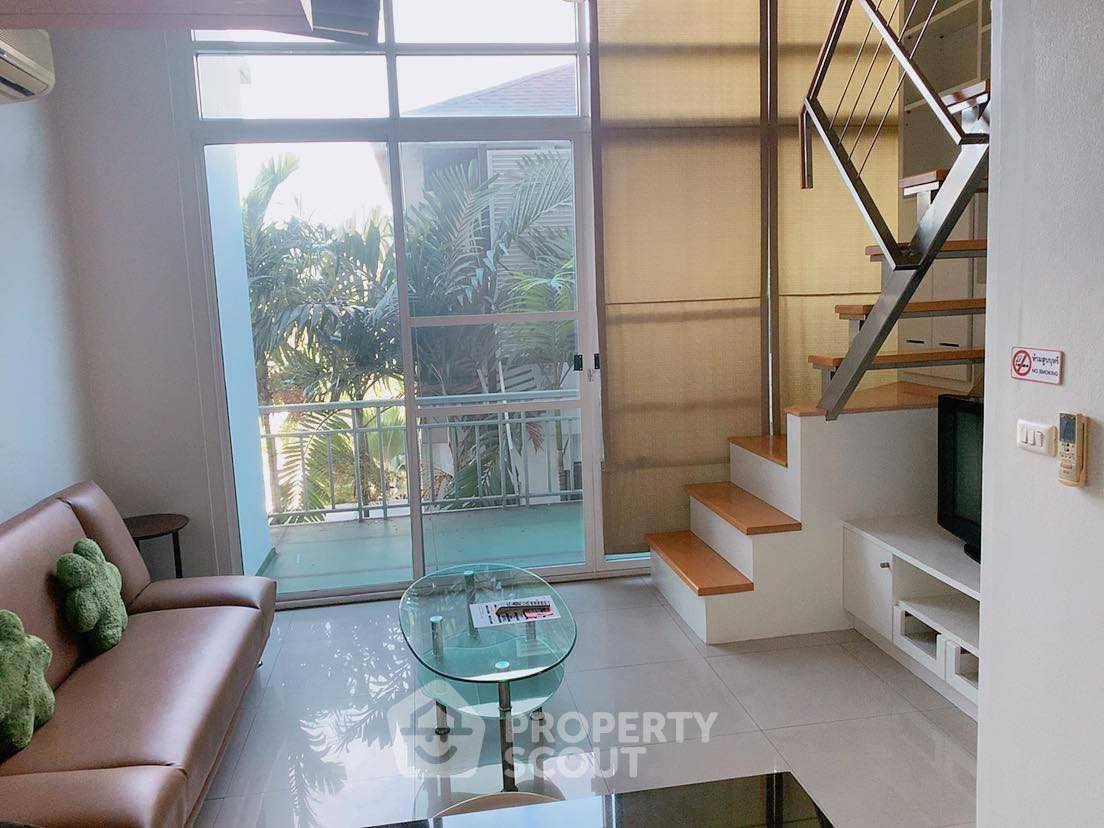picture 1-BR Condo For Rent At Duplex, Phratamnak (50 Sqm) (ID 405074) - 15/22