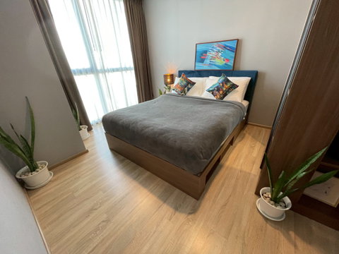 P-51680 — ให้เช่าคุ้มๆ คอนโด อาคาร A ชั้น 6 Taka Haus Ekamai 12 รูปแบบ 1 นอน 1 น้ำ วิวสระและสวน ใกล้ BTS เอกมัย 085-592-2897 Line: @easythaihome
