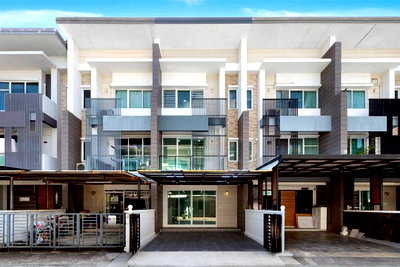 ขายทาวน์โฮม :  ทาวน์โฮม 3 ชั้น หมู่บ้านทาวน์พลัส เกษตร-นวมินทร์ รีโนเวทใหม่ ทำเลดี นวลจันทร์ บึงกุ่ม พร้อมอยู่