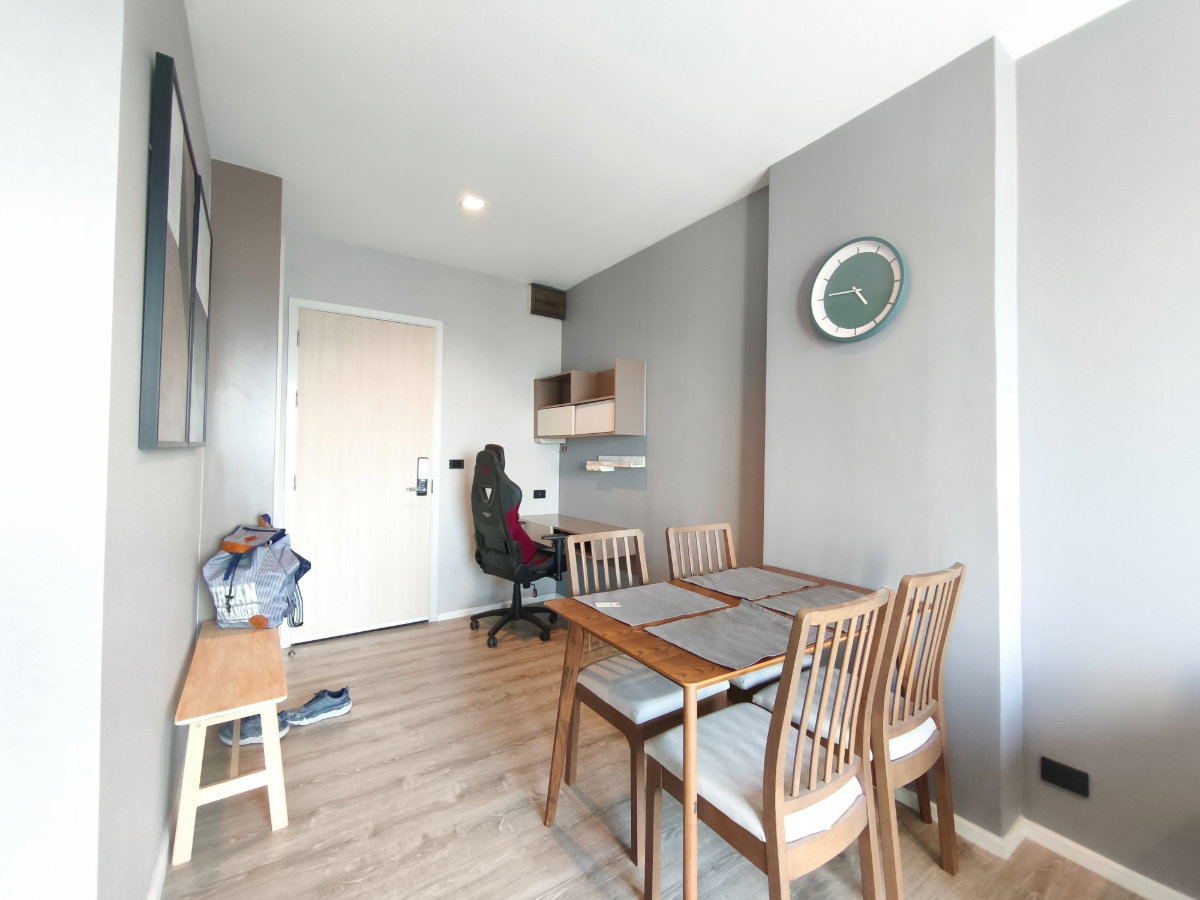 รูป Condo for RENT :   Knightsbridge Skyriver Ocean  size 62 sqm. 2 Bed / 2 Bath (Bathtub) / River View /Balcony /Closed Kitchen   𝐅𝐥𝐨𝐨𝐫 : 22nd   - รูปที่ 8/23