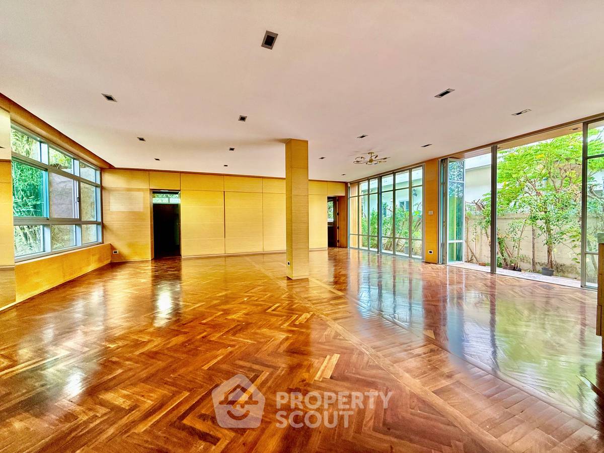รูป บ้าน 4 ห้องนอน ขาย กฤษดานคร 18 | เลี้ยงสัตว์ได้ ใกล้ สาลาธรรมสพน์ (ID 2970612) - รูปที่ 1/16