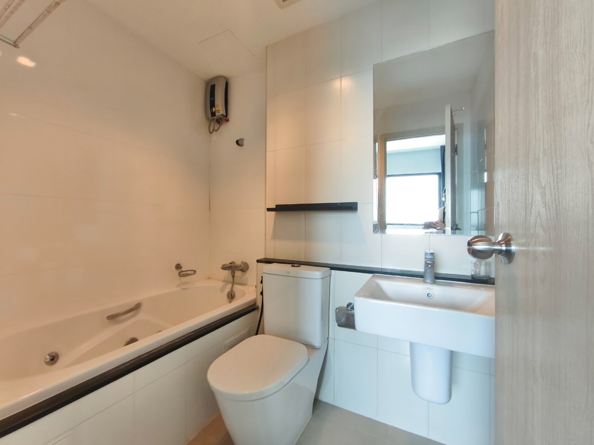 รูป Condo for RENT :   Knightsbridge Skyriver Ocean  size 62 sqm. 2 Bed / 2 Bath (Bathtub) / River View /Balcony /Closed Kitchen   𝐅𝐥𝐨𝐨𝐫 : 22nd   - รูปที่ 21/23