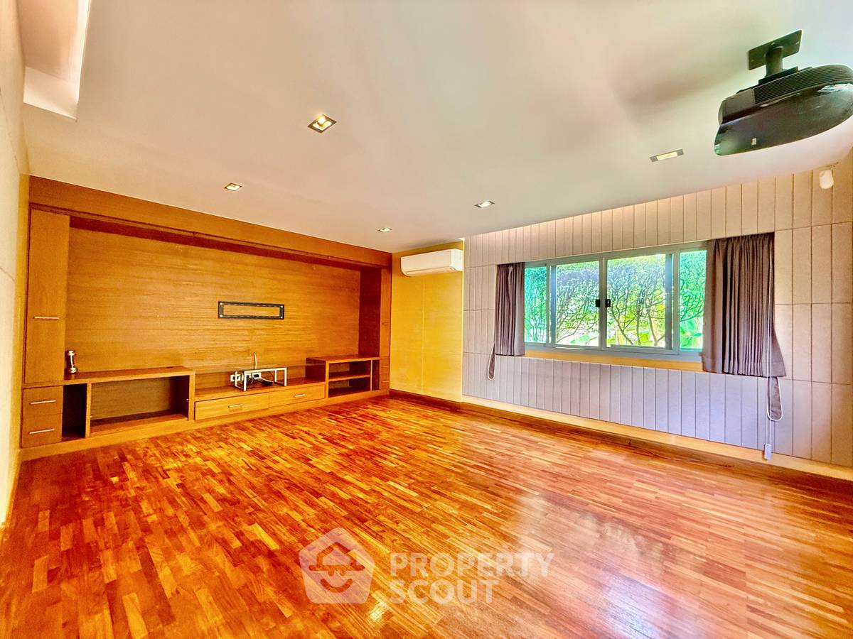 รูป บ้าน 4 ห้องนอน ขาย กฤษดานคร 18 | เลี้ยงสัตว์ได้ ใกล้ สาลาธรรมสพน์ (ID 2970612) - รูปที่ 2/16
