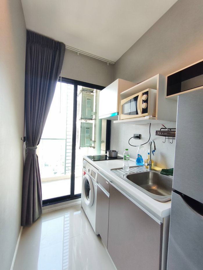 รูป Condo for RENT :   Knightsbridge Skyriver Ocean  size 62 sqm. 2 Bed / 2 Bath (Bathtub) / River View /Balcony /Closed Kitchen   𝐅𝐥𝐨𝐨𝐫 : 22nd   - รูปที่ 16/23