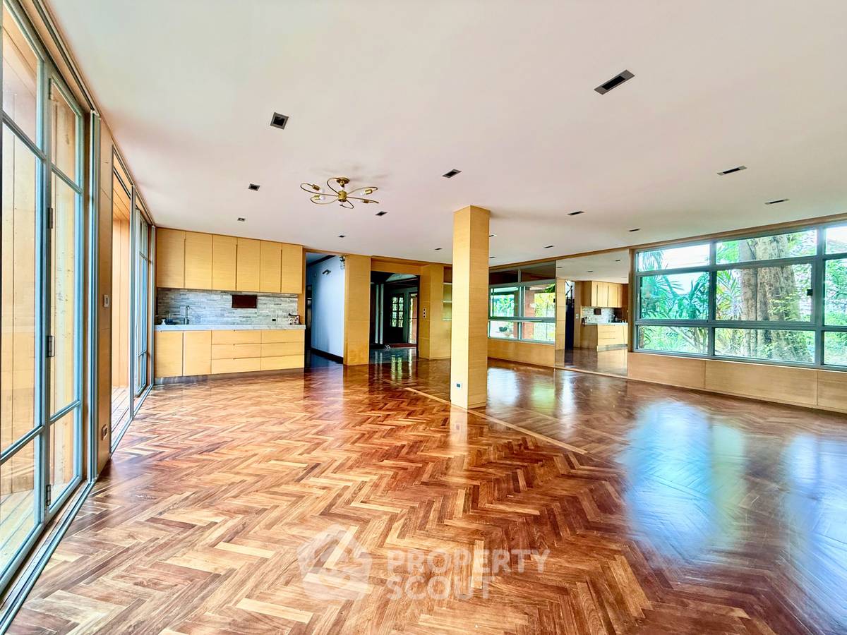 รูป บ้าน 4 ห้องนอน ขาย กฤษดานคร 18 | เลี้ยงสัตว์ได้ ใกล้ สาลาธรรมสพน์ (ID 2970612) - รูปที่ 3/16