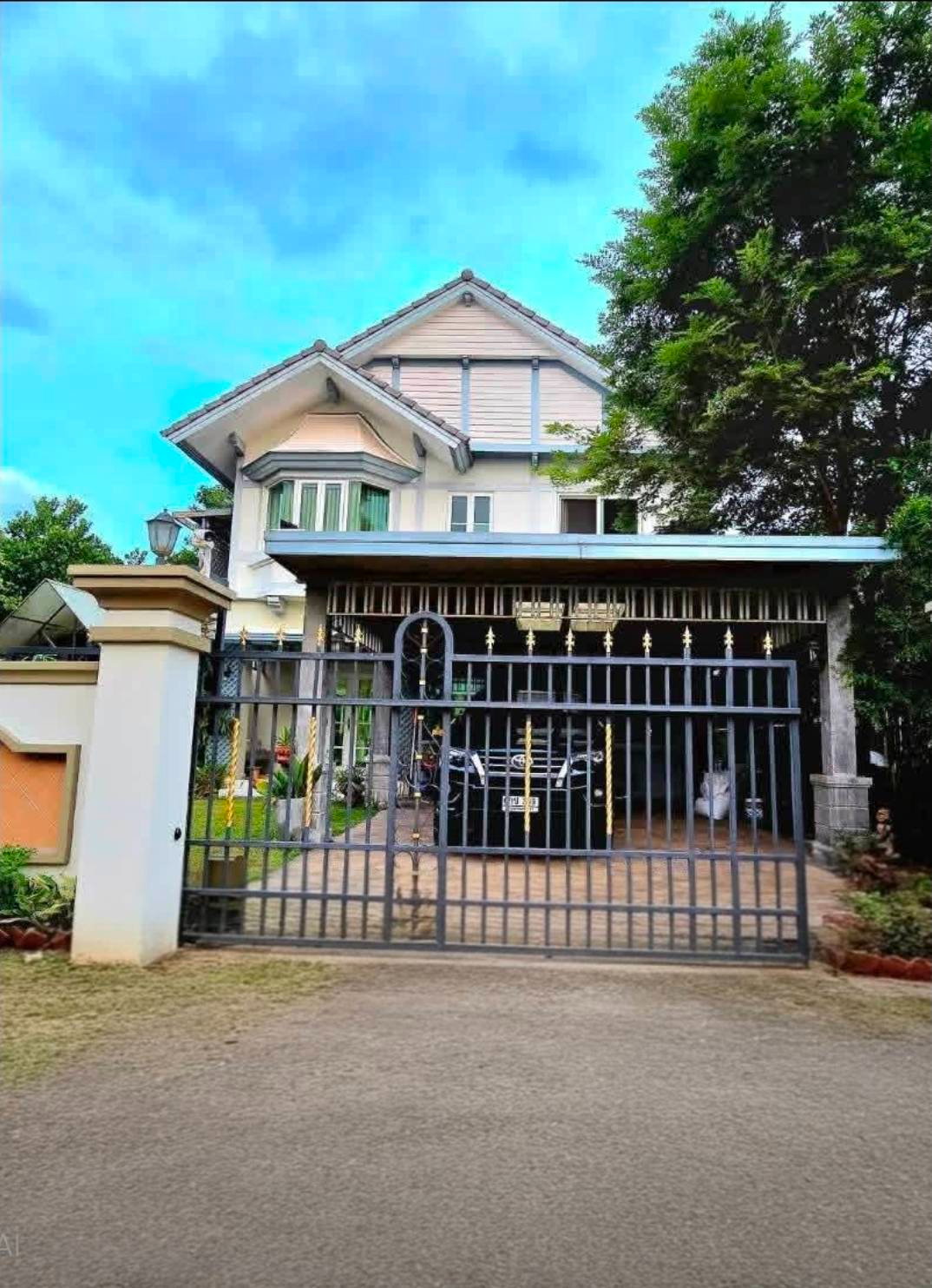 ขาย บ้านเดี่ยว ลัดดารมย์ วัชรพล เฟส 3 ขนาด 108 ตร.ว. พื้นที่ใช้สอย 250 ตร.ม. 4 ห้องนอน 3 ห้องน้ำ 2 จอด ใกล้ด่วนสุขาภิบาล 5 คุณเจษฎ์ 089-987-2251
