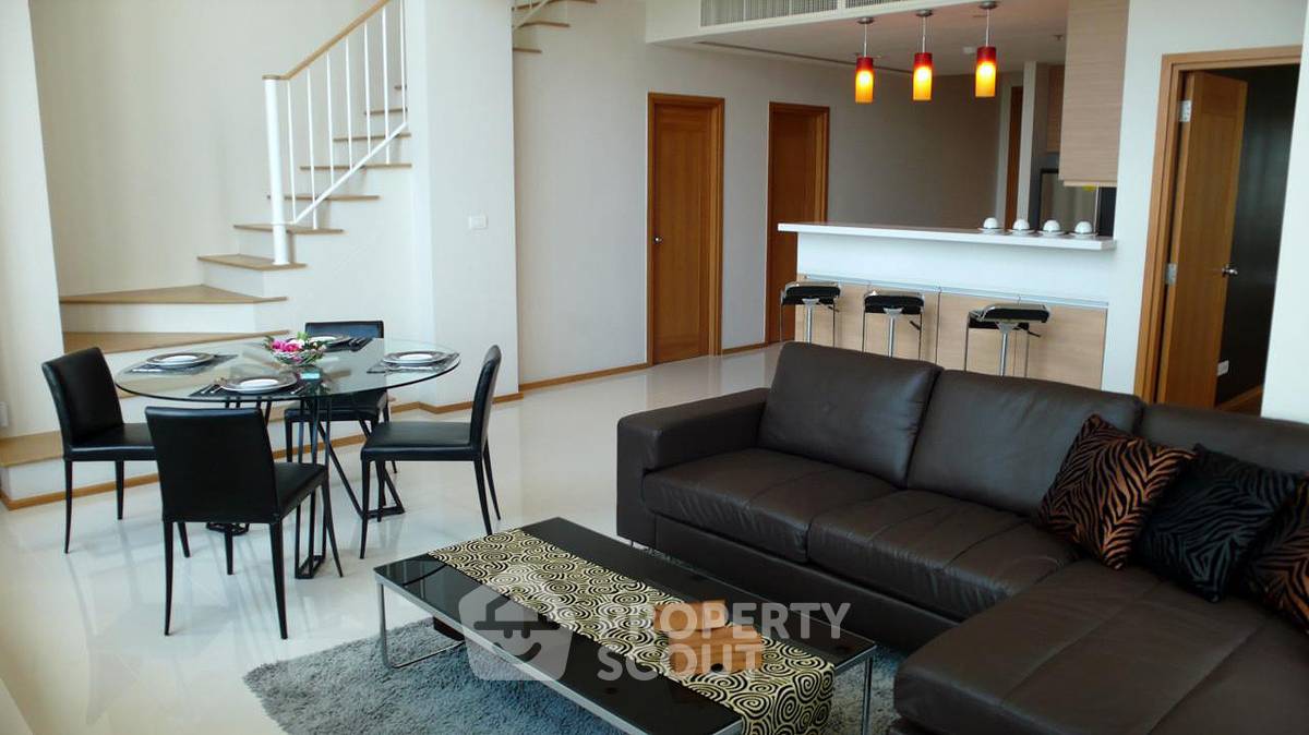รูป คอนโด 2 ห้องนอน 127 ตร.ม. ที่ ดิ เอ็มโพริโอ เพลส ใกล้ BTS พร้อมพงษ์ (ID 888096) - รูปที่ 1/11