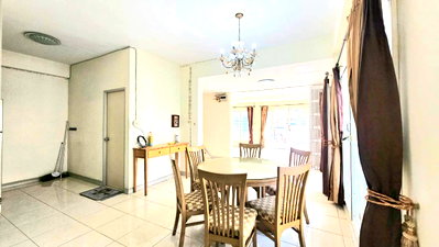 Houses for sale Bangkok : (321AGEV) Spacious 2-Storey Corner House | Baan Siri House Watcharapol | 3 Bed 2 Bath | Sell 4.99MB | Contact Eve 094-342-3498 LINE: @HatcheryAgent