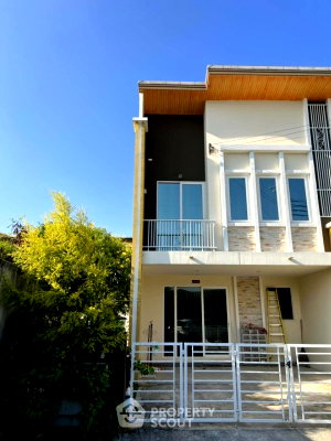 Townhouses for sale เพชรเกษม 110 : 4-BR Townhouse 325 Sqm For Sale, GoldenTown Phetkasem Near Nong Khaem (ID 1964175)