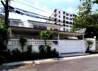 เช่าบ้านเดี่ยว ถนนประชาราษฎร์บำเพ็ญ : MHR158 เช่าบ้านเดี่ยว ห้วยขวาง ประชาราษฎร์บำเพ็ญ 24 เนื้อที่ 77 ตารางวา ใกล้ MRT ห้วยขวาง 1 กิโลเมตร จอดรถได้สูงสุด 6 คัน
