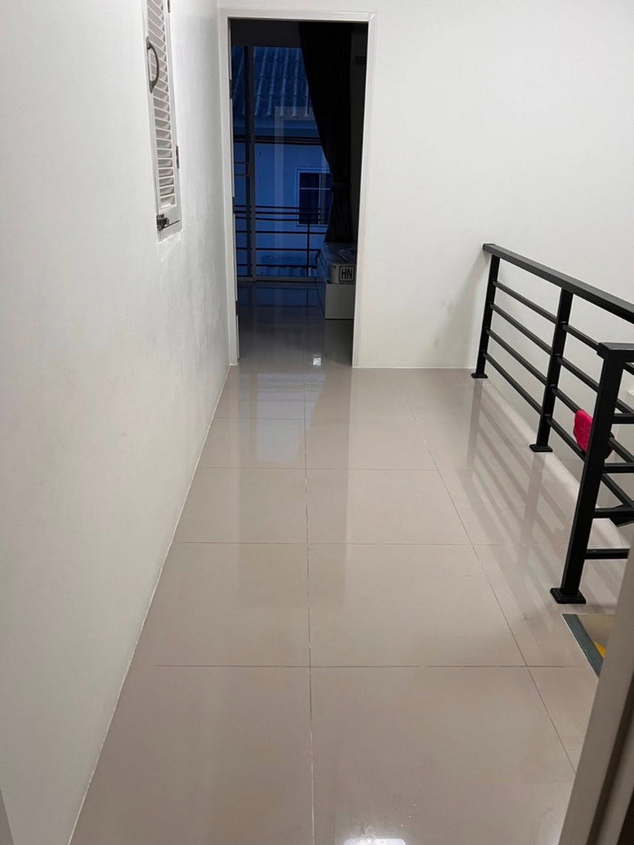 รูป ให้เช่าอาคารพาณิชย์ 2 ชั้นทำเลดี ติดถนนใหญ่ ไร่กล้วย ศรีราชา - รูปที่ 8/8