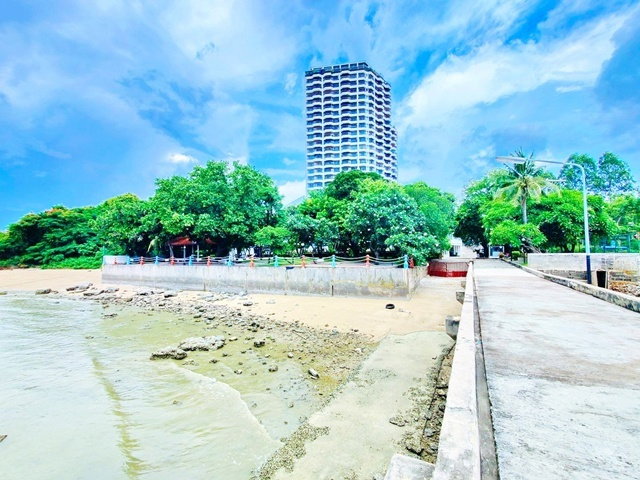 รูป ท่าเทียบเรือศรีราชา ฮาร์เบอร์ 890ม. อาคารพาณิชย์ 4 ชั้น 5 นอน 5 น้ำ หาคนช่วยรีโนเวท 24 ตร.ว. 380 ตร.ม. ตึกคอม ศรีราชา 1.1 กม. - รูปที่ 7/8