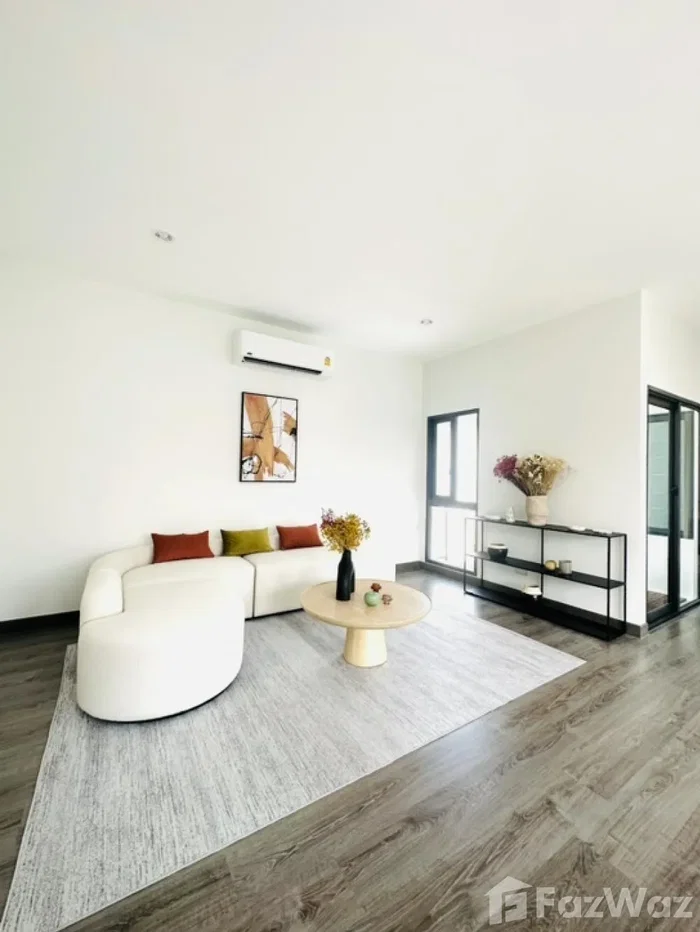 picture Baan Klang Muang Sukhumvit 77 6443836 - 1/28
