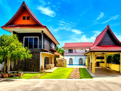 บ้านเดี่ยวให้เช่า : พรประภานิมิตร13-19 พูลวิลล่า 2 ชั้น 3 นอน 3 น้ำ ใกล้เทศบาลเมืองหนองปรือ 500 ม. 132 ตร.ว. 527 ตร.ม. พร้อมสระว่ายน้ำส่วนตัว เฟอร์ฯครบครัน