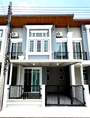 ทาวน์โฮมให้เช่า : 🏡✨ ให้เช่า Golden Town สุขุมวิท–ลาซาล 🛍️ ใกล้ BITEC, Central Bangna 🏫 ใกล้ Bangkok Patana