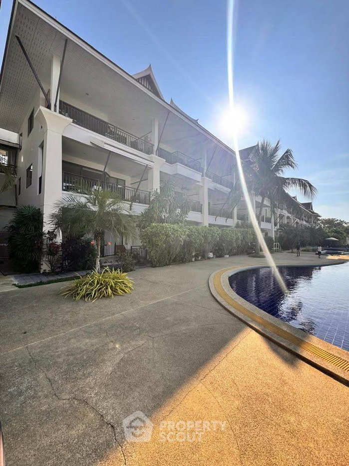 รูป คอนโดให้เช่า 2 ห้องนอน โครงการ Sunrise Beach Resort And Residence ใกล้ นาจอมเทียน สัตหีบ ชลบุรี (ID 2972409) - รูปที่ 6/23