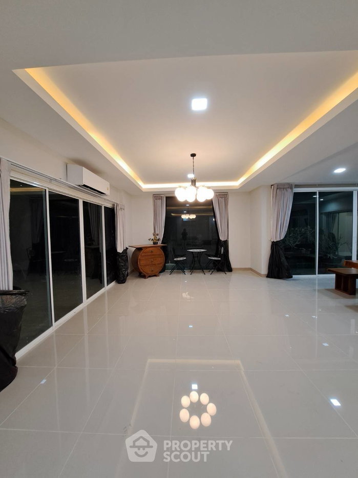 รูป บ้าน 3 ห้องนอน ขาย โครงการ Noble Tara Pattanakarn ใกล้ ARL หัวหมาก (ID 2975672) - รูปที่ 6/13