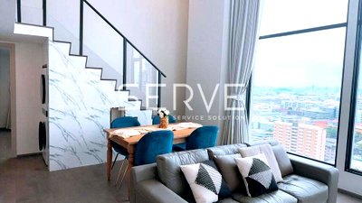 Condos for rent :  3 Beds Nice Decorat High Fl. 20+ Newest High Rise Condo Good Location Close To  BTS Ratchathewi 400 m @  Park Origin Ratchathewi