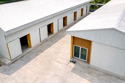เช่าโรงงาน ม.สยาม : ใกล้สำนักงานเขตจอมทอง 300 ม. บางมด จอมทอง วัดโพธิ์แก้ว โกดังพร้อมออฟฟิศ 245ตร.ม. บนพื้นที่ 4 ไร่ ทำเลศักยภาพติดถนนพระราม2 1-9 1 ห้องน้ำ