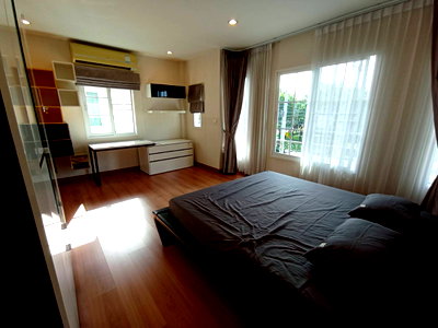 Houses for rent : For rent Casa Grand Phetkasem - Sai1 rwadyo to move