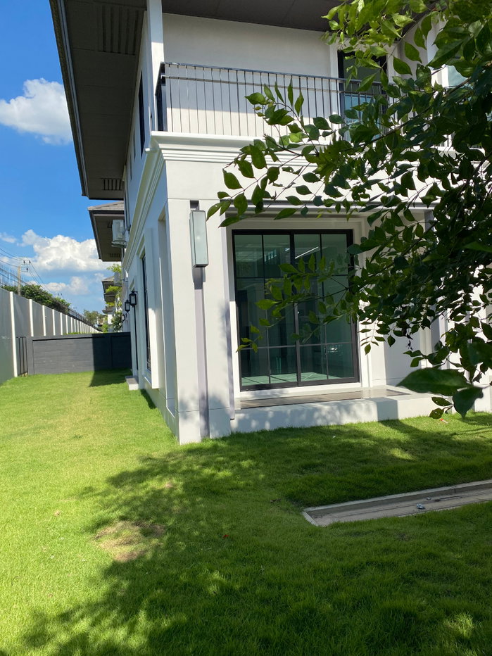 รูป 🏡✨ ให้เช่าบ้านเดี่ยว 2 ชั้น — เศรษฐสิริ พัฒนาการ 📍 บ้านหลังมุม พื้นที่กว้าง มีสนามร่มรื่น เลี้ยงสัตว์ได้ เหมาะสำหรับครอบครัว - รูปที่ 12/14