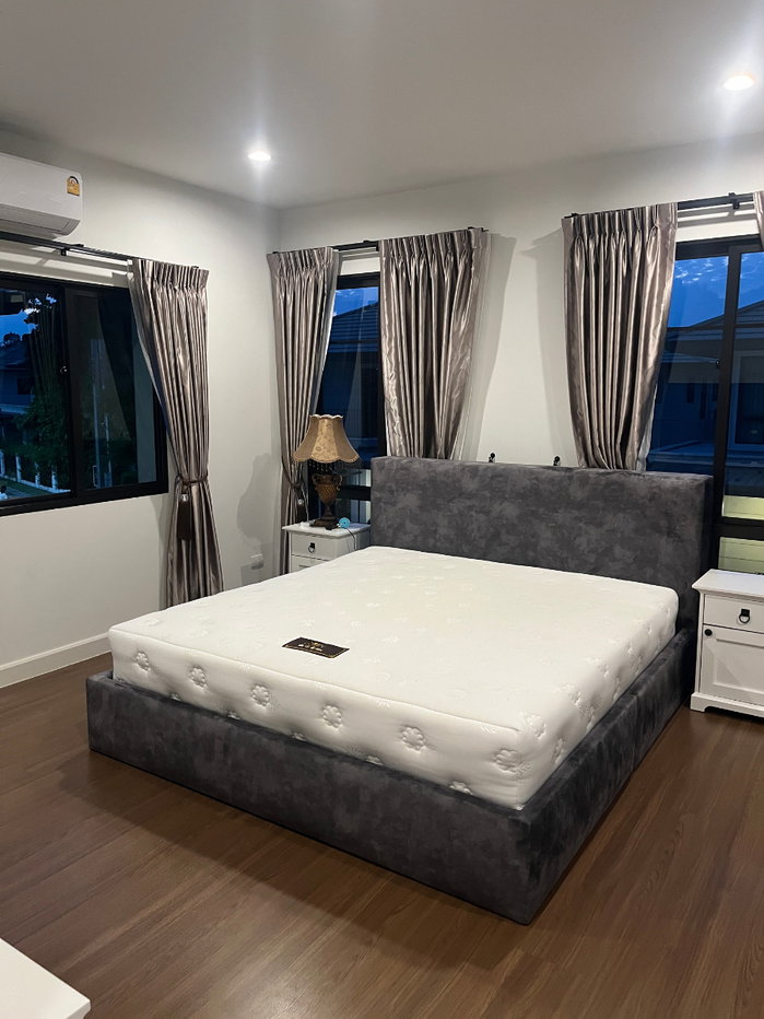 รูป 🏡✨ ให้เช่าบ้านเดี่ยว 2 ชั้น — เศรษฐสิริ พัฒนาการ 📍 บ้านหลังมุม พื้นที่กว้าง มีสนามร่มรื่น เลี้ยงสัตว์ได้ เหมาะสำหรับครอบครัว - รูปที่ 4/14
