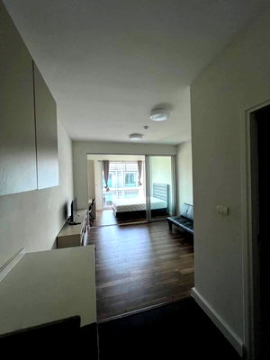 Condos for rent : Condo for rent "A space me Sukhumvit 77" 8th Floor | 30 sq.m. | Pool View | Near BTS On Nut Station | Free Shuttle Service to BTS
