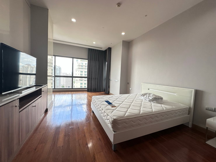 รูป Condo with private pool unit for rent soi sukhumvit 39 - รูปที่ 11/15