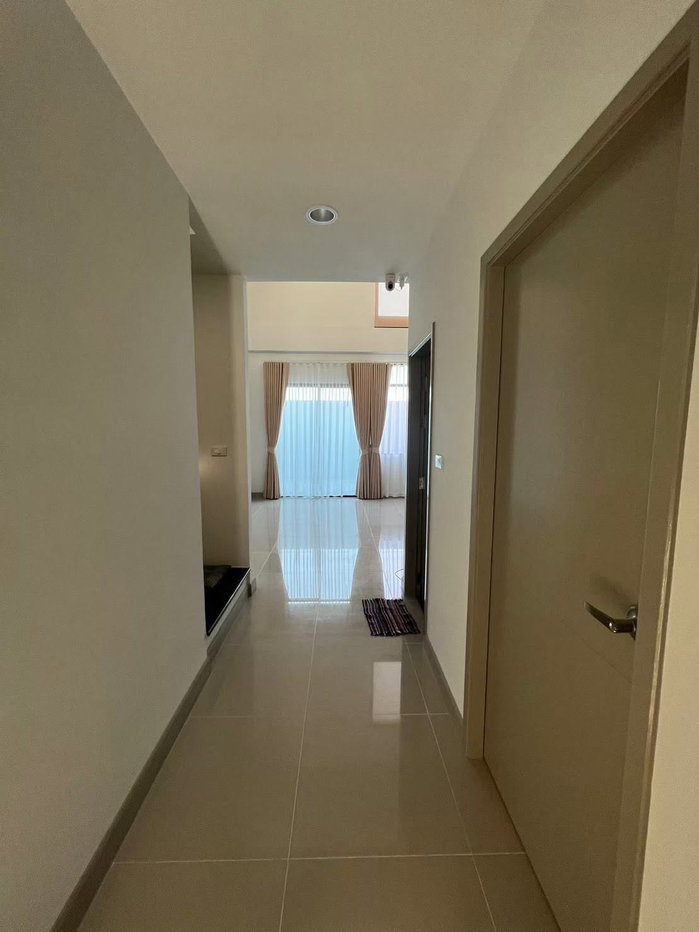 รูป 🏡✨ ให้เช่าโฮมออฟฟิศ 4 ชั้น — Premium Place พหลโยธิน–รามอินทรา 📍 ทำเลศักยภาพ ติดถนนเทพรักษ์ ใกล้รถไฟฟ้าสายสีเขียว และทางด่วน - รูปที่ 3/13