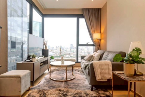 One bedroom 42 SQM Asthon Asoke-Rama9 next to central rama9 and MRT Rama9 Rent