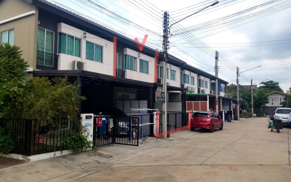 picture TOWN HOUSE 17.8 Sq.w. Muang Pathum Thani Pathumthani for 2.2M - 5/7