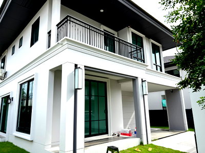 บ้านเดี่ยวให้เช่า : 🏡✨ ให้เช่าบ้านเดี่ยว 2 ชั้น — เศรษฐสิริ พัฒนาการ 📍 บ้านหลังมุม พื้นที่กว้าง มีสนามร่มรื่น เลี้ยงสัตว์ได้ เหมาะสำหรับครอบครัว