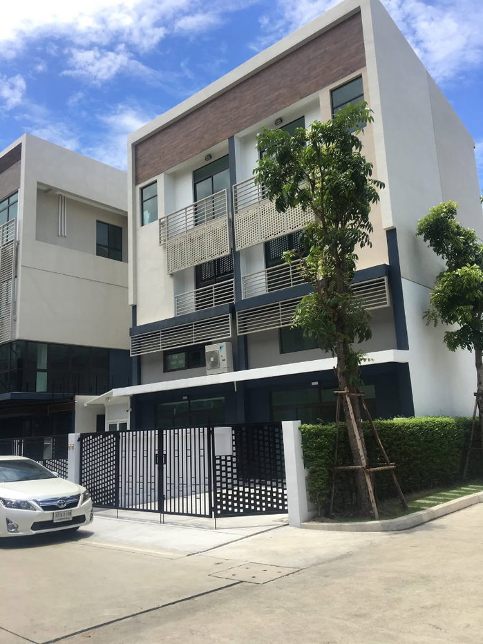 รูป #E867💕080669ให้เช่าโฮมออฟฟิต DISTRICT Ekkamai - Ramintra - รูปที่ 2/18