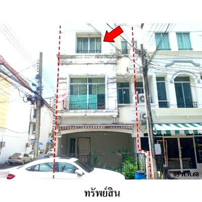 Townhouses for sale : FOR SALE  TOWNHOUSE PROPERTY  4368000 BAHT.