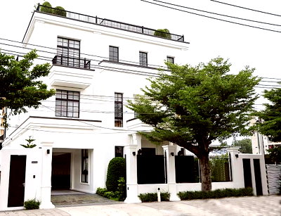 Houses for sale Yan Nawa : Pool Villa @Yannawa Rd, near SPGS, Shrewsbury, and King's College, High-quality materials, Excellent value!