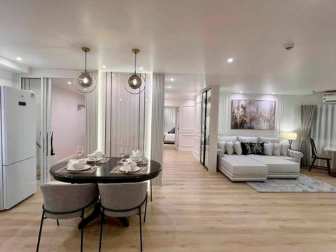 ปล่อยเช่า ห้องสวย ใกล้เซ็นทรัล Fortune Condo Town ราคา 55,000 บาท