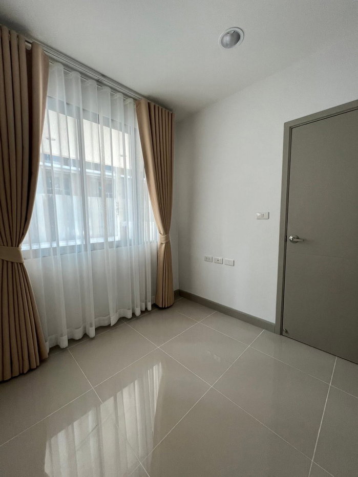 รูป 🏡✨ ให้เช่าโฮมออฟฟิศ 4 ชั้น — Premium Place พหลโยธิน–รามอินทรา 📍 ทำเลศักยภาพ ติดถนนเทพรักษ์ ใกล้รถไฟฟ้าสายสีเขียว และทางด่วน - รูปที่ 13/13