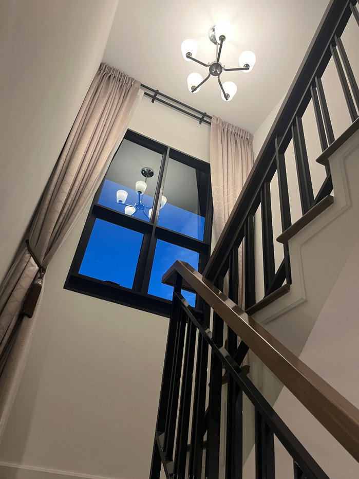 รูป 🏡✨ ให้เช่าบ้านเดี่ยว 2 ชั้น — เศรษฐสิริ พัฒนาการ 📍 บ้านหลังมุม พื้นที่กว้าง มีสนามร่มรื่น เลี้ยงสัตว์ได้ เหมาะสำหรับครอบครัว - รูปที่ 5/14